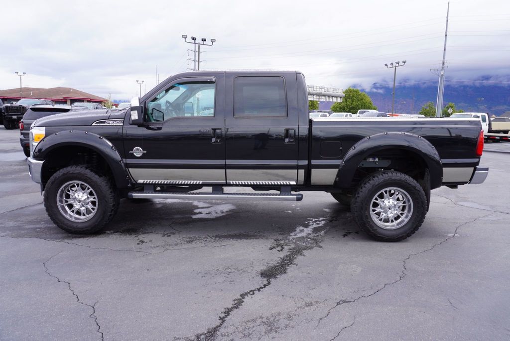 2011 Ford Super Duty F-350 LARIAT - 23034235 - 1