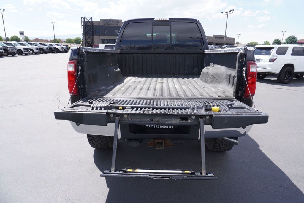 2011 Ford Super Duty F-350 LARIAT - 23036361 - 10