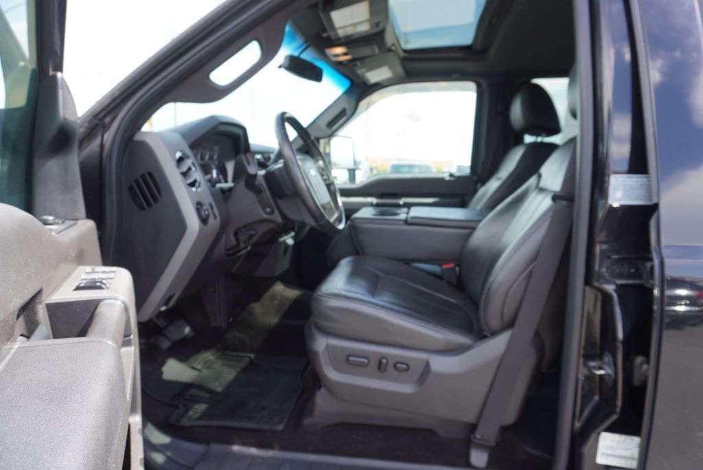 2011 Ford Super Duty F-350 LARIAT - 23036361 - 18