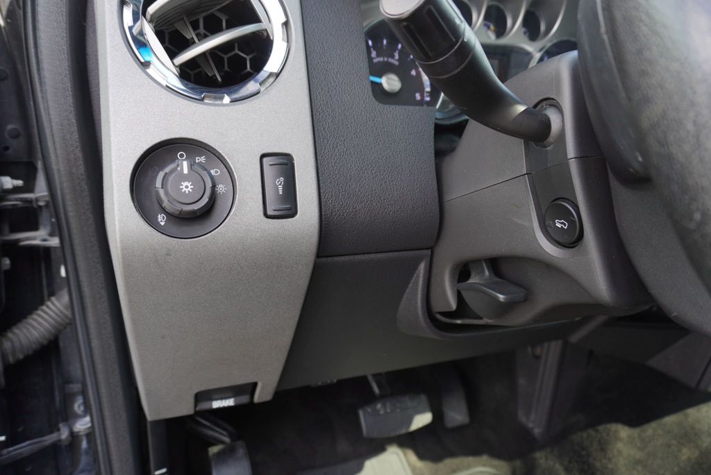 2011 Ford Super Duty F-350 LARIAT - 23036361 - 26
