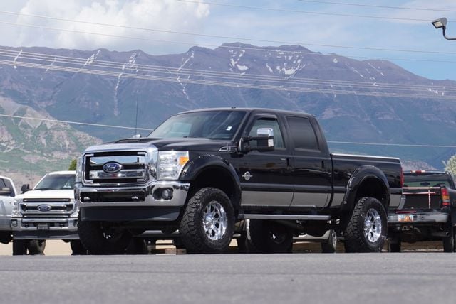 2011 Ford Super Duty F-350 LARIAT - 23036361 - 2