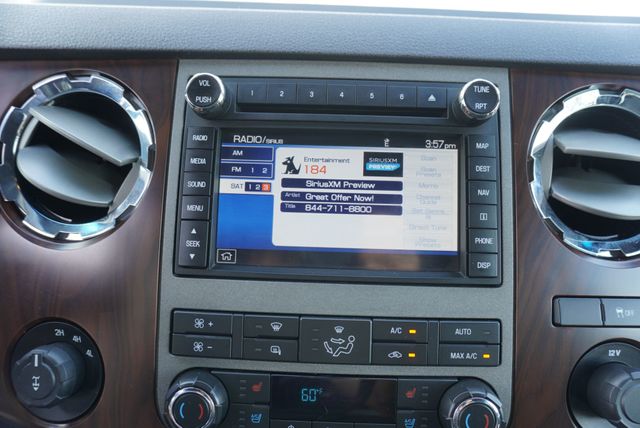 2011 Ford Super Duty F-350 LARIAT - 23036361 - 31