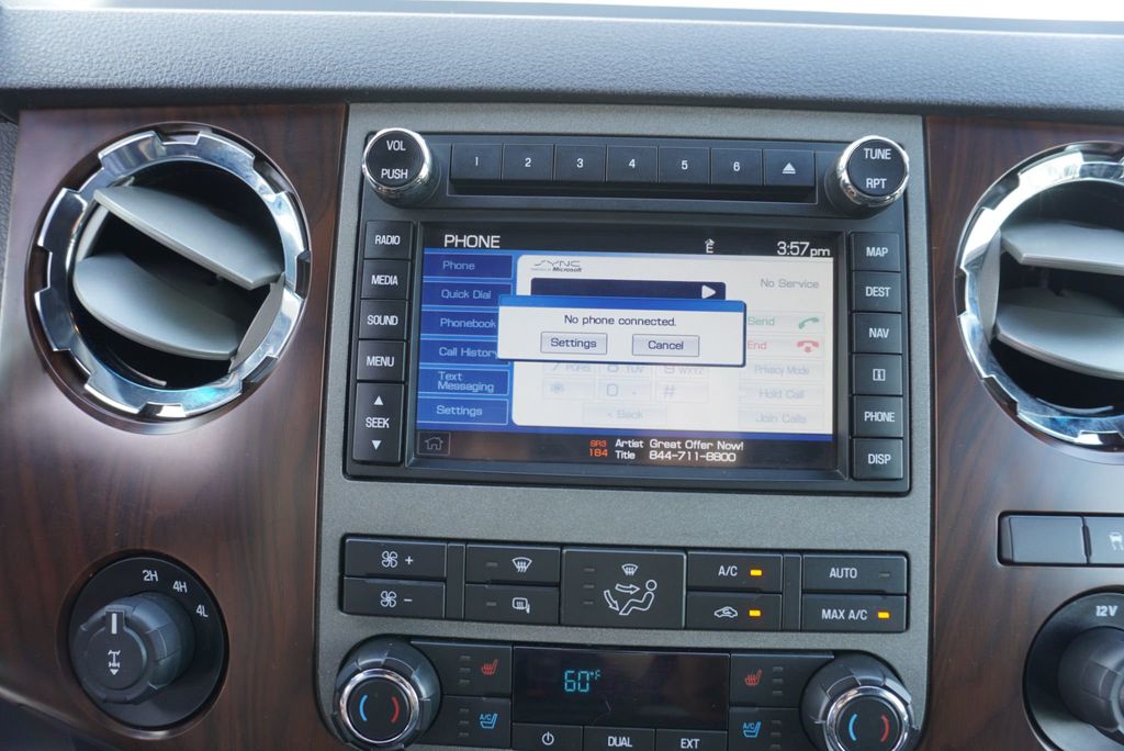 2011 Ford Super Duty F-350 LARIAT - 23036361 - 32