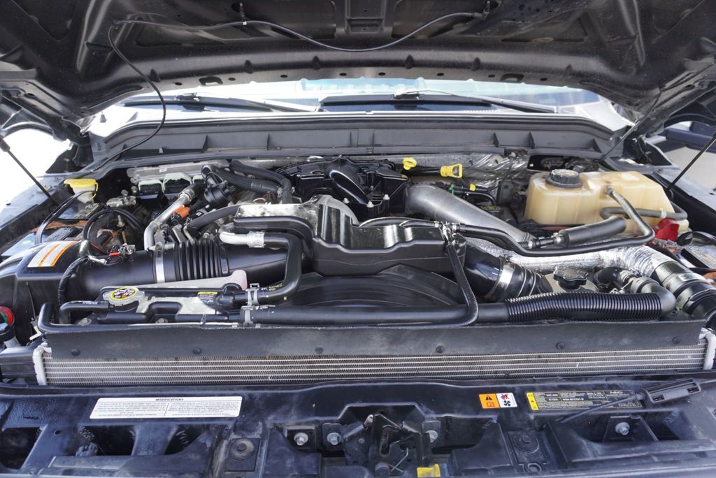 2011 Ford Super Duty F-350 LARIAT - 23036361 - 39