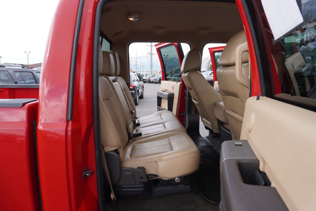2011 Ford Super Duty F-350 LARIAT FX4 - 23072415 - 22