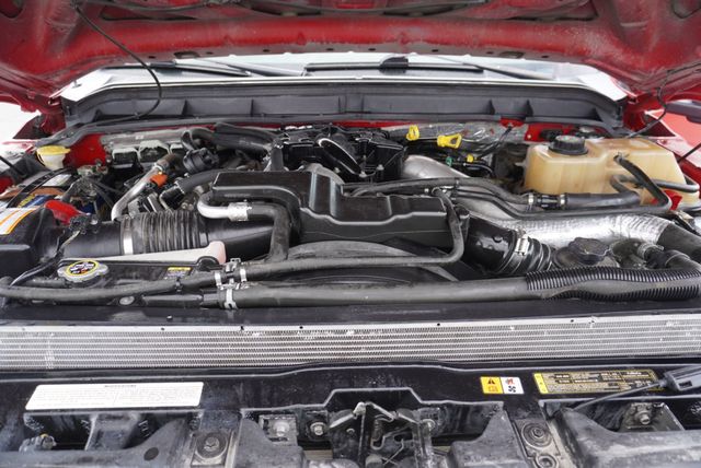 2011 Ford Super Duty F-350 LARIAT FX4 - 23072415 - 35