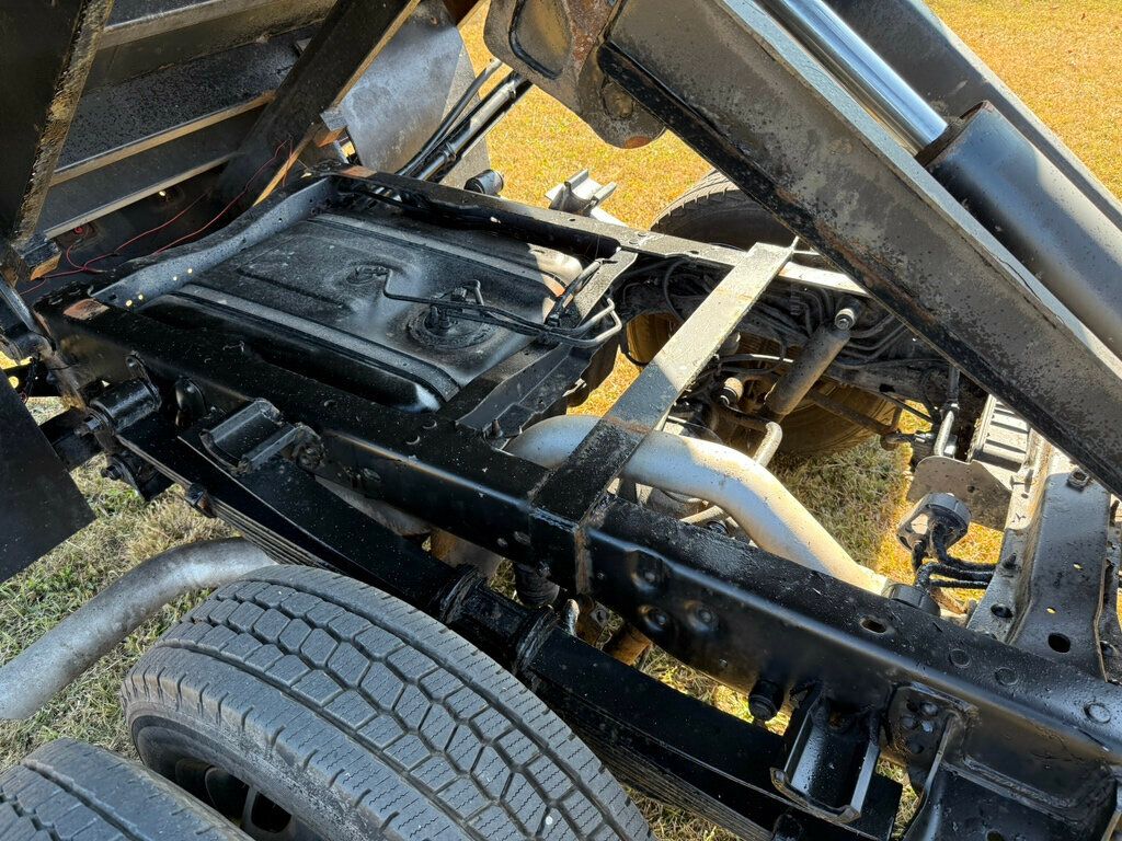 2011 Ford F-350 photo 14