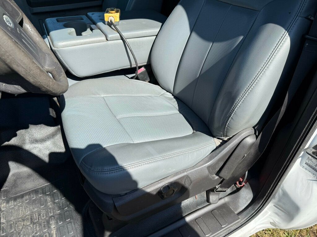 2011 Ford F-350 photo 19