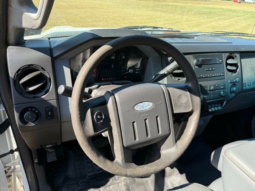 2011 Ford F-350 photo 24
