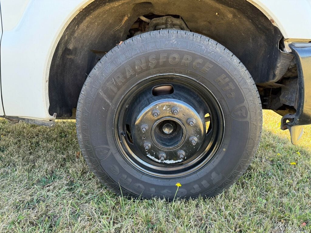 2011 Ford F-350 photo 3