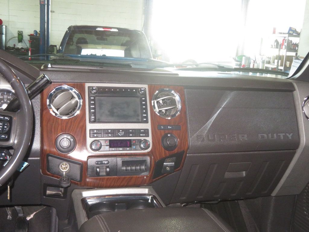 2011 Ford Super Duty F-350 SRW EXTRA CLEAN F350 POWERSTROKE DIESEL LOW MILES LARIAT 1OWNER - 22937663 - 37