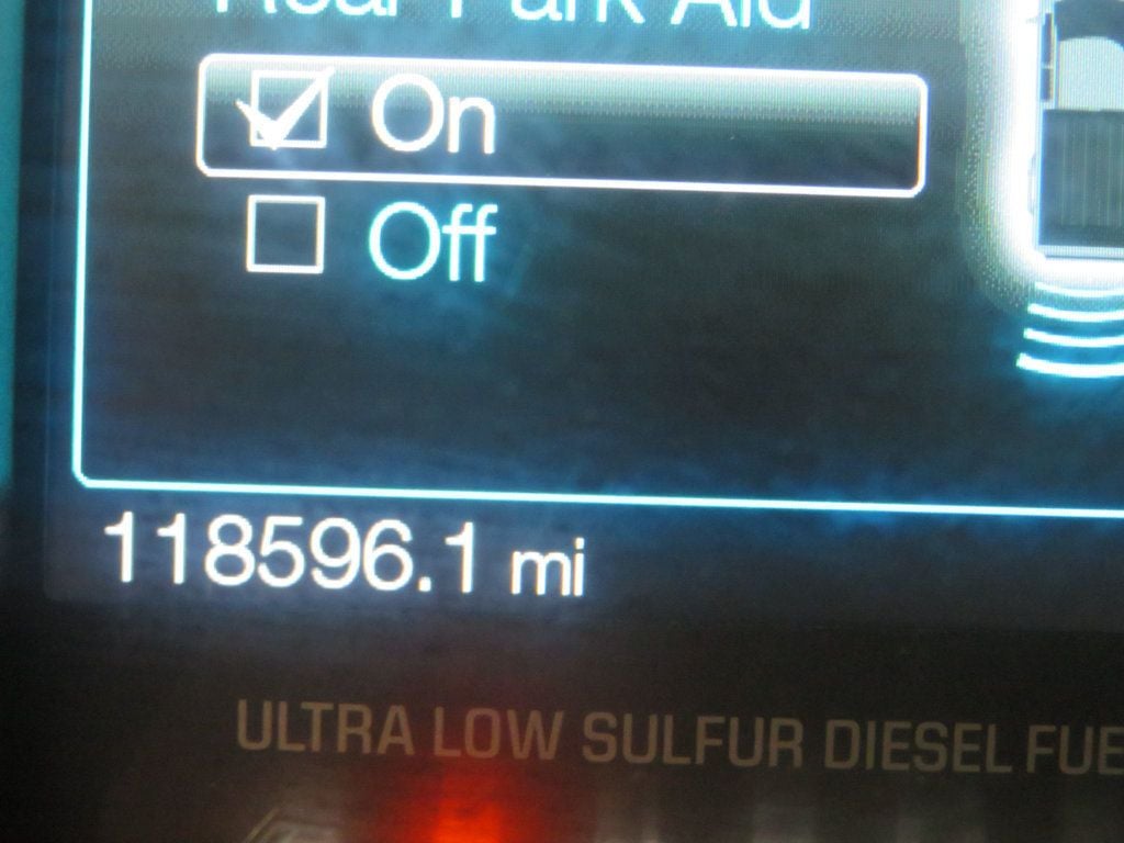 2011 Ford Super Duty F-350 SRW EXTRA CLEAN F350 POWERSTROKE DIESEL LOW MILES LARIAT 1OWNER - 22937663 - 41