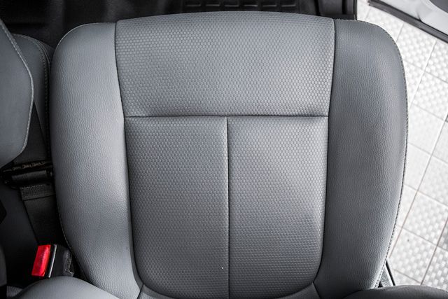 2011 Ford Super Duty F-450 DRW Cab-Chassis 2WD Crew Cab 176" WB 60" CA XL - 15403146 - 30