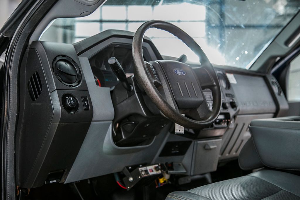 2011 Ford Super Duty F-550 DRW F550 12' LANDSCAPE DUMP - 15858866 - 16