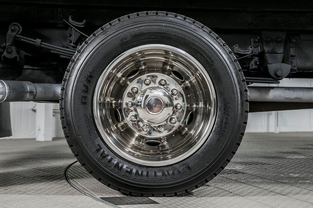 2011 Ford Super Duty F-550 DRW F550 CREW 4X4  - 16051997 - 11