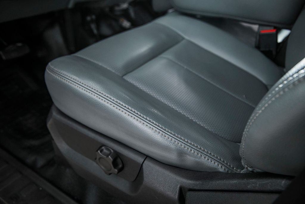 2011 Ford Super Duty F-550 DRW F550 CREW 4X4  - 16051997 - 19