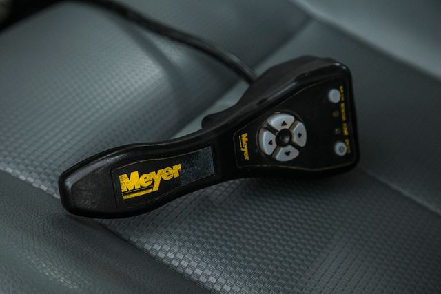 2011 Ford Super Duty F-550 DRW F550 CREW 4X4  - 16051997 - 24