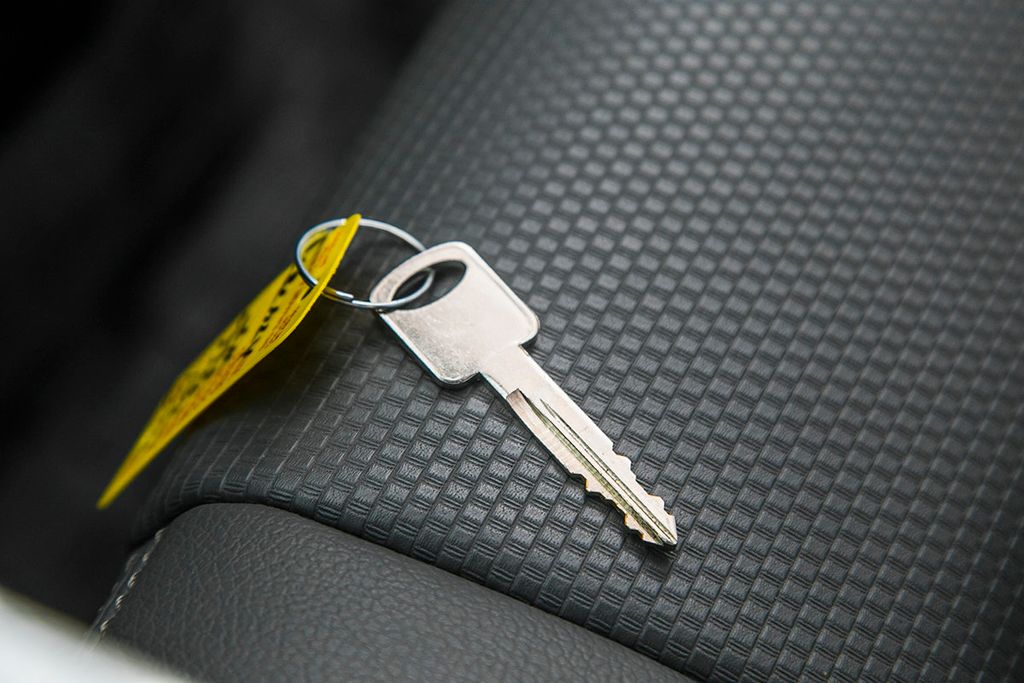 2011 Ford Super Duty F-550 DRW F550 CREW 4X4  - 16051997 - 27