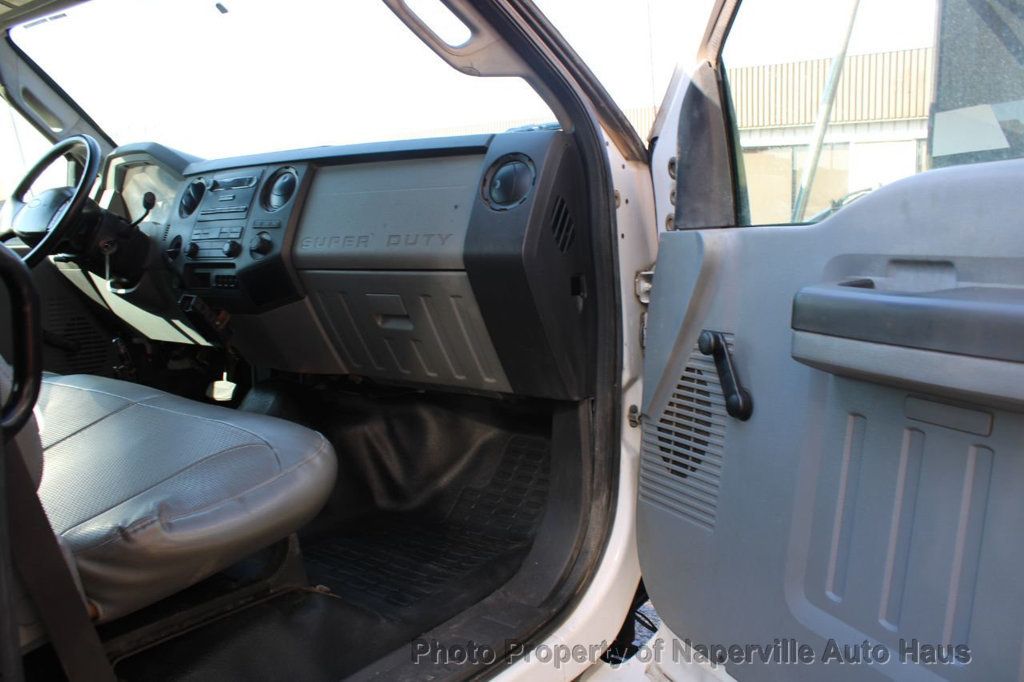 2011 FORD F-650 - Image 24
