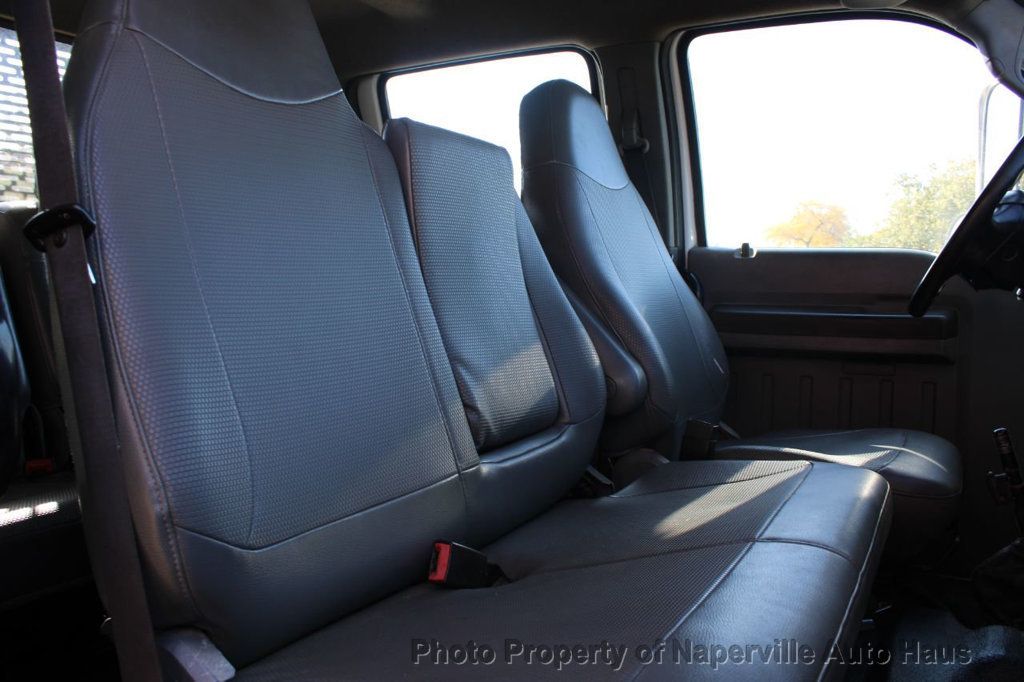 2011 Ford F-650 SuperCab XL Crew Cab photo 20