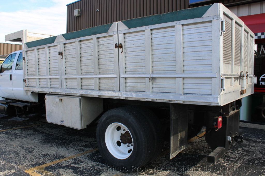 2011 Ford F-650 SuperCab XL Crew Cab photo 4