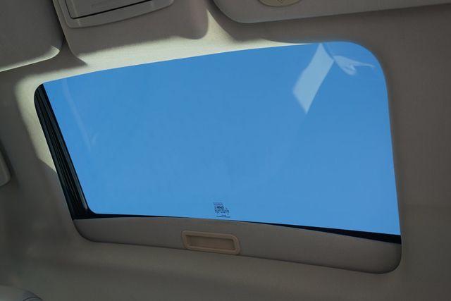 2011 Ford Taurus 4dr Sedan Limited FWD - 23007199 - 18