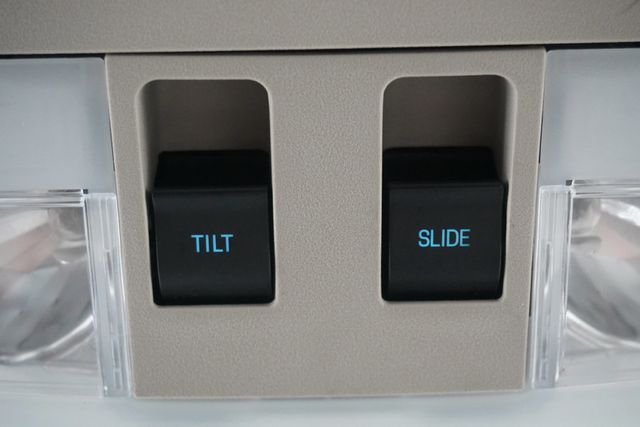 2011 Ford Taurus 4dr Sedan Limited FWD - 23007199 - 22