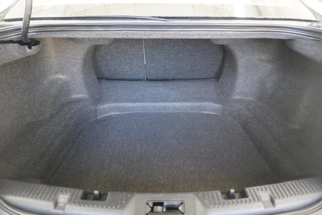 2011 Ford Taurus 4dr Sedan Limited FWD - 23007199 - 26