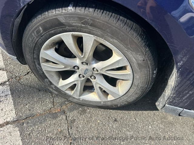 2011 Ford Taurus 4dr Sedan SEL FWD - 22980715 - 11