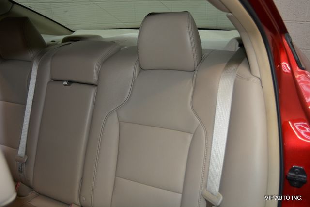 2011 Ford Taurus 4dr Sedan SEL FWD - 23052697 - 22