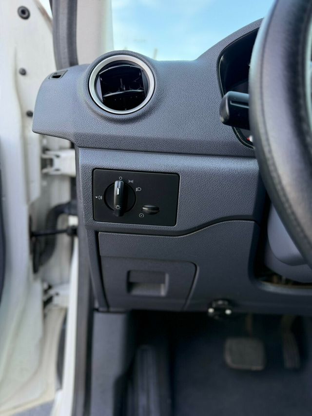 2011 Ford Transit Connect 114.6" XLT w/rear door privacy glass - 22985644 - 13