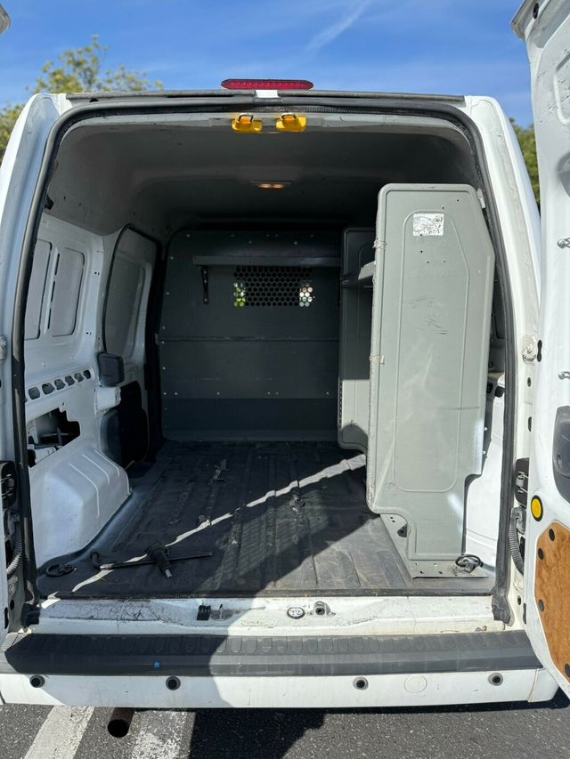 2011 Ford Transit Connect 114.6" XLT w/rear door privacy glass - 22985644 - 17