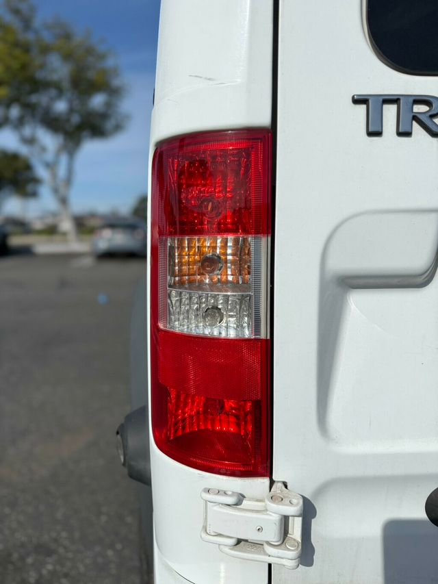 2011 Ford Transit Connect 114.6" XLT w/rear door privacy glass - 22985644 - 21