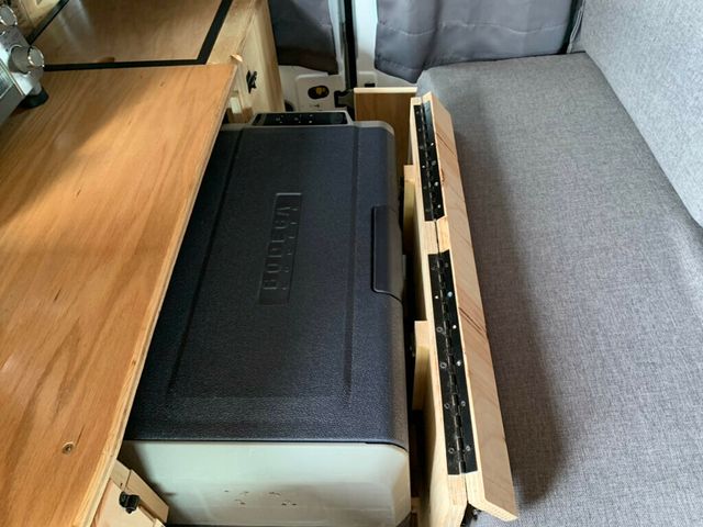 2011 Ford Transit Connect 114.6" XLT w/side & rear door privacy glass - 22950022 - 22