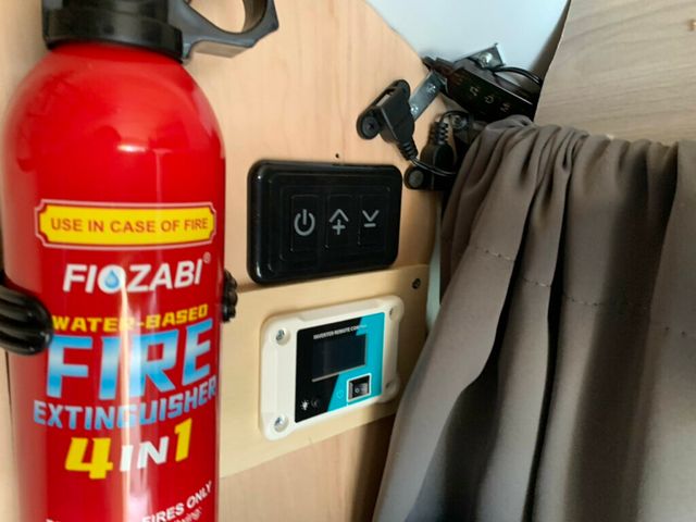 2011 Ford Transit Connect 114.6" XLT w/side & rear door privacy glass - 22950022 - 34