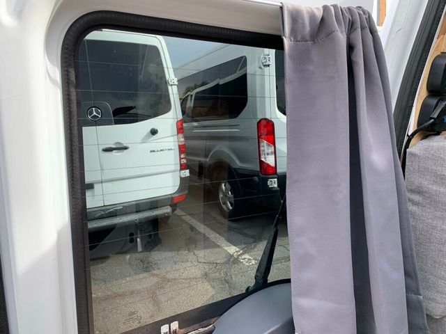 2011 Ford Transit Connect 114.6" XLT w/side & rear door privacy glass - 22950022 - 38