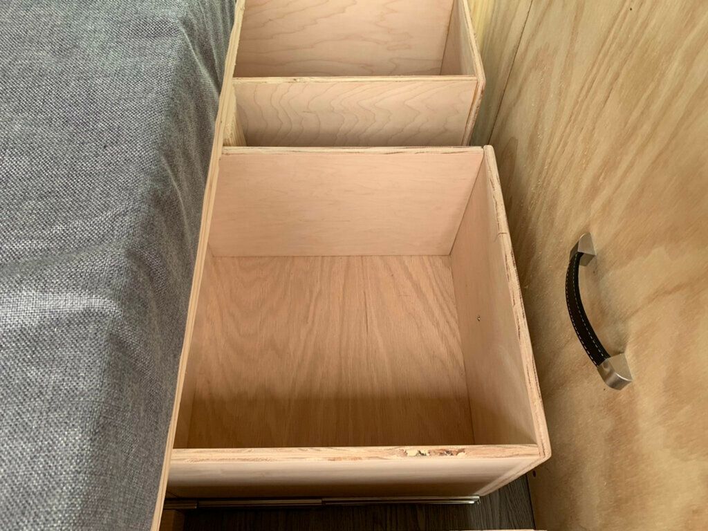 2011 Ford Transit Connect 114.6" XLT w/side & rear door privacy glass - 22950022 - 42