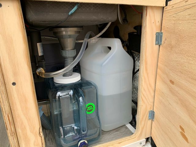 2011 Ford Transit Connect 114.6" XLT w/side & rear door privacy glass - 22950022 - 44