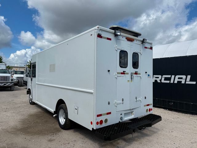 2011 Ford Utilimaster Stepvan  - 23059698 - 2