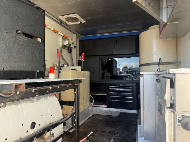 2011 Ford Utilimaster Stepvan  - 23091440 - 9