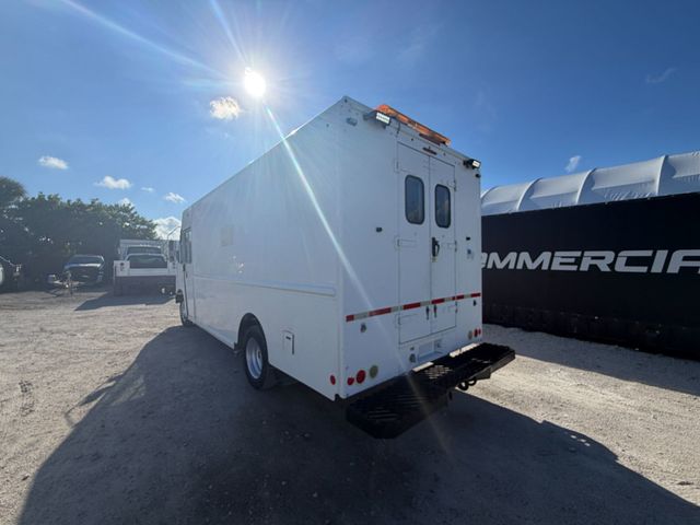 2011 Ford Utilimaster Stepvan  - 23095770 - 2