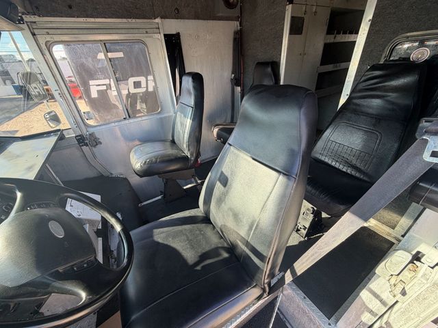 2011 Ford Utilimaster Stepvan  - 23095770 - 6
