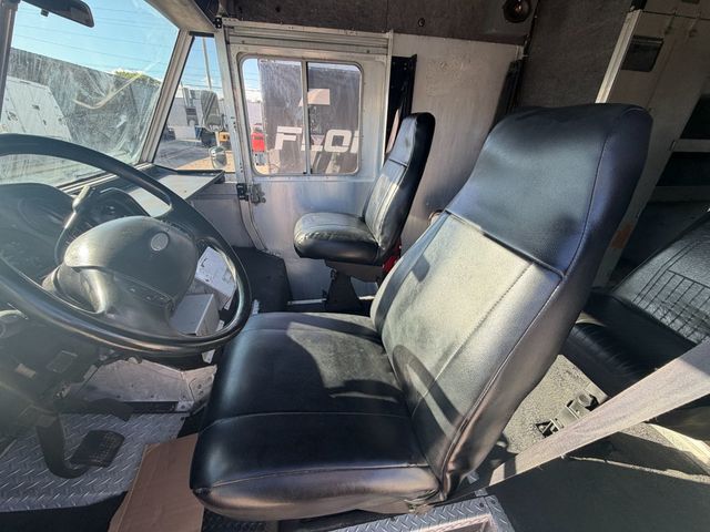 2011 Ford Utilimaster Stepvan  - 23095770 - 8