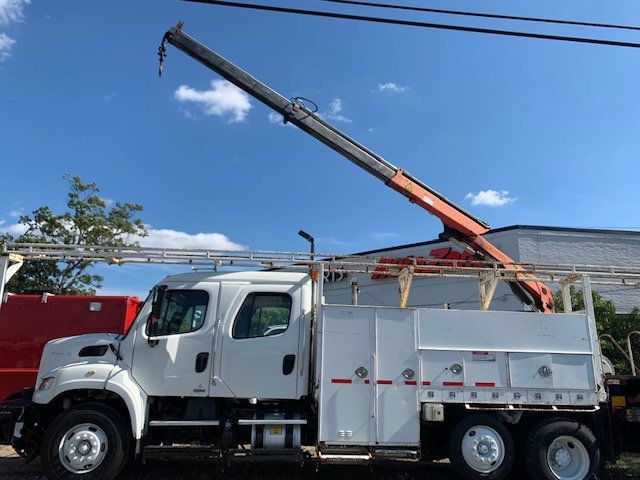 2011 Freightliner M2106 CREW CAB KNUCKLE BOOM TRUCK MANY EXTRAS READY FOR WORK - 21548518 - 0