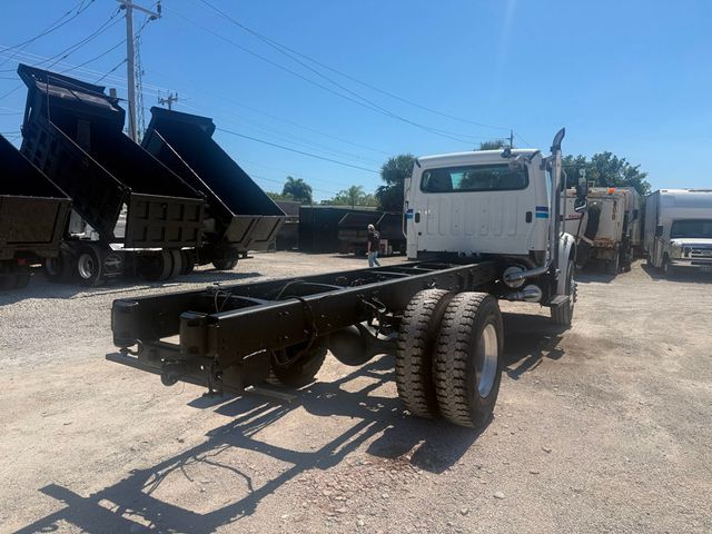2011 Freightliner M2 4X4 AWD Cab and Chassis  - 23002292 - 3
