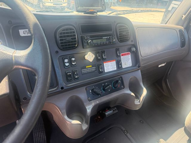 2011 Freightliner M2 4X4 AWD Cab & Chassis  - 23002292 - 7