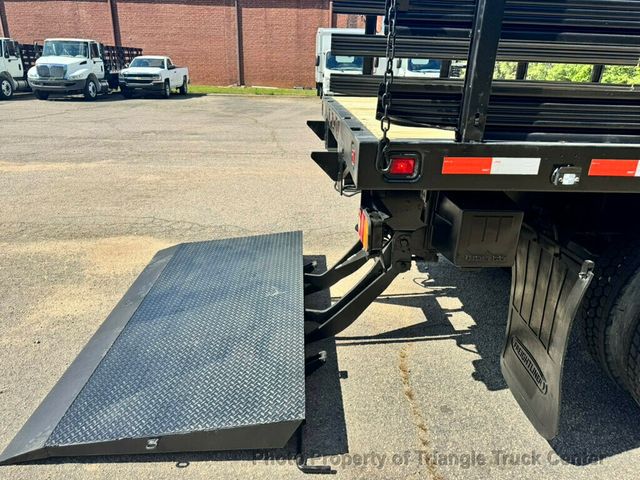 2011 Freightliner M2 JUST 12k MILES! NON CDL! SUPER NICE UNIT! LIFT GATE! UNDER 26k GVW! FINANCE OR LEASE! - 22997476 - 27