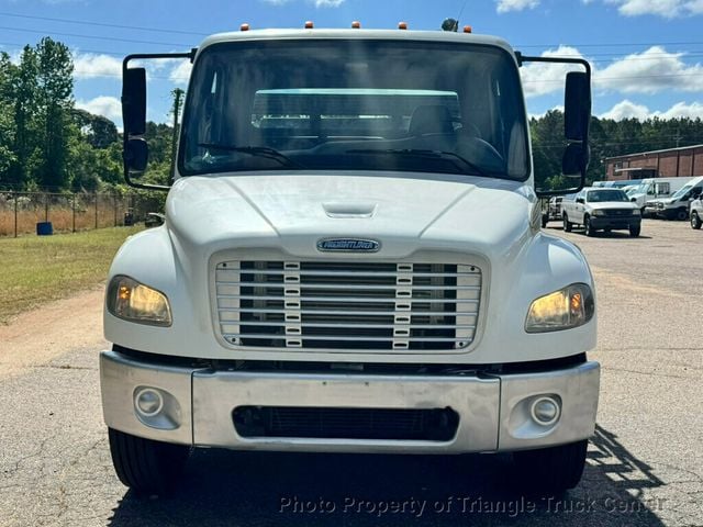 2011 Freightliner M2 JUST 12k MILES! NON CDL! SUPER NICE UNIT! LIFT GATE! UNDER 26k GVW! FINANCE OR LEASE! - 22997476 - 2