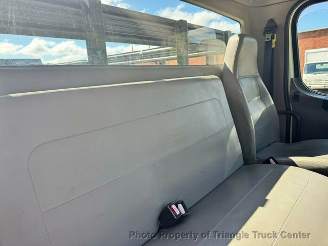 2011 Freightliner M2 JUST 12k MILES! NON CDL! SUPER NICE UNIT! LIFT GATE! UNDER 26k GVW! FINANCE OR LEASE! - 22997476 - 37
