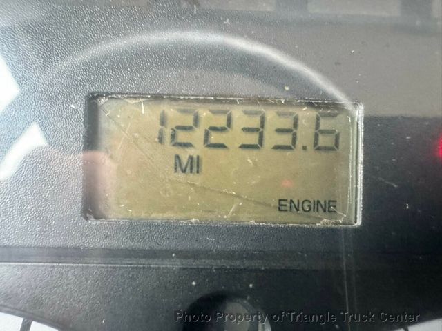 2011 Freightliner M2 JUST 12k MILES! NON CDL! SUPER NICE UNIT! LIFT GATE! UNDER 26k GVW! FINANCE OR LEASE! - 22997476 - 62
